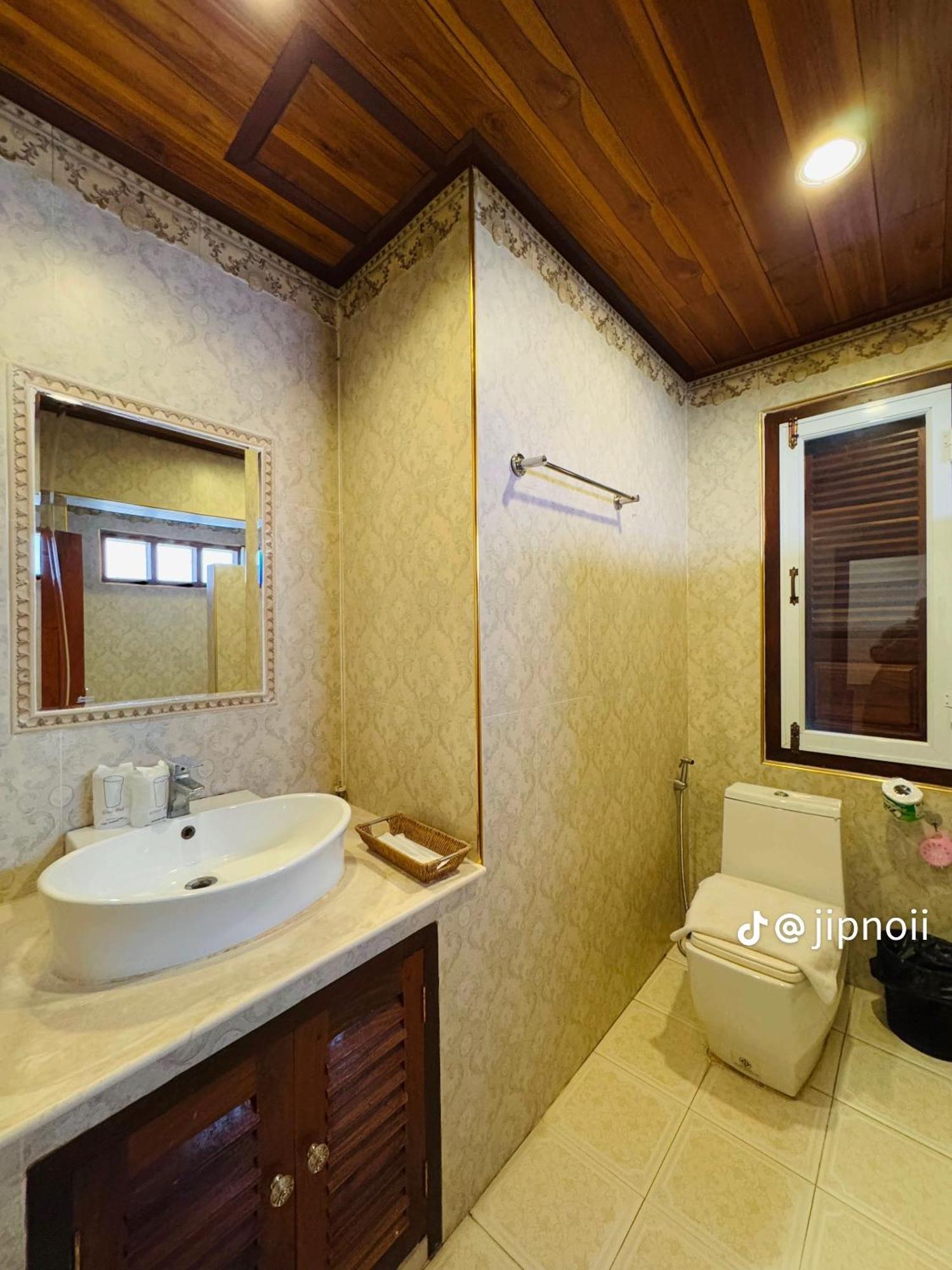 Villa Ang Thong Luang Prabang Exteriör bild
